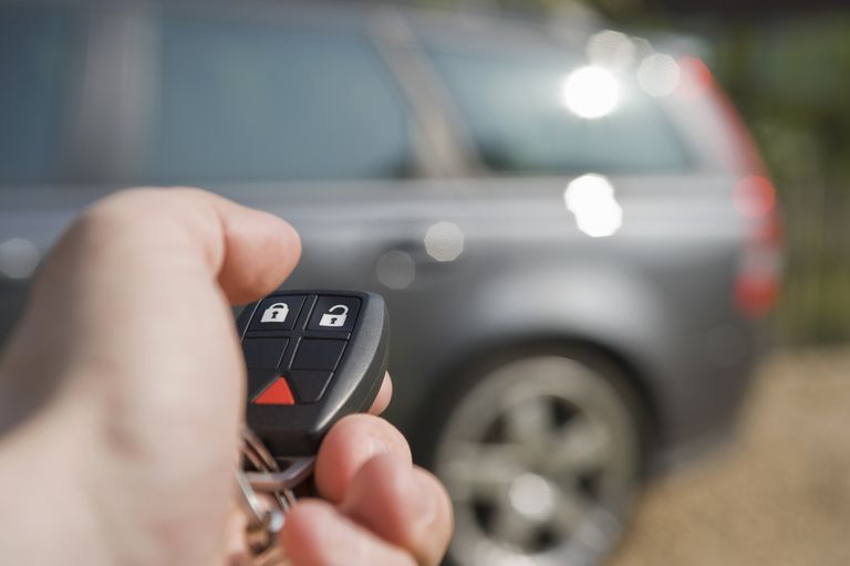 Установка автосигнализаций