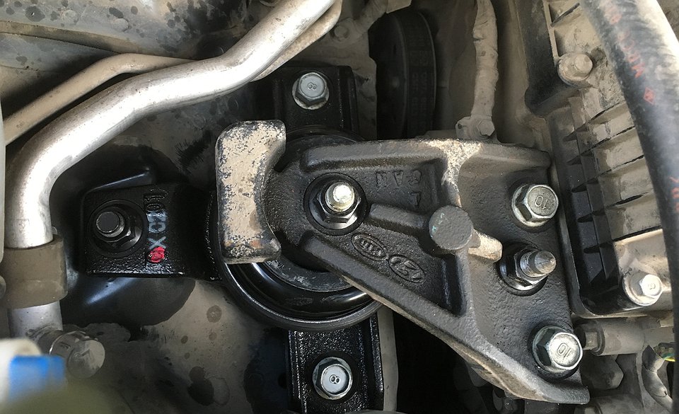 Замена подушек ДВС